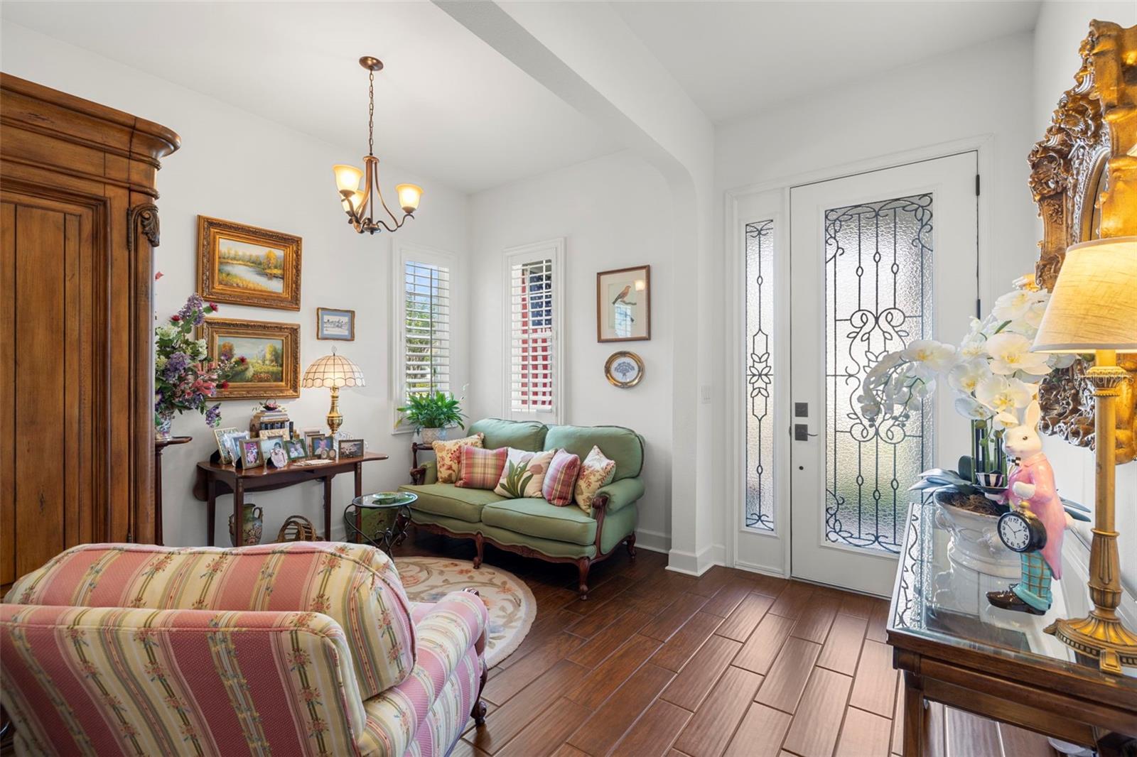 Listing photo id 4 for 4220 Barletta Court
