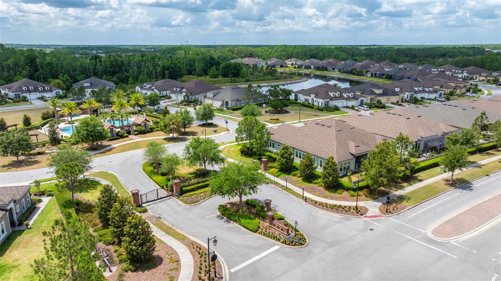 Listing photo id 62 for 4220 Barletta Court
