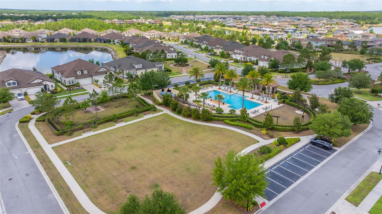 Listing photo id 64 for 4220 Barletta Court