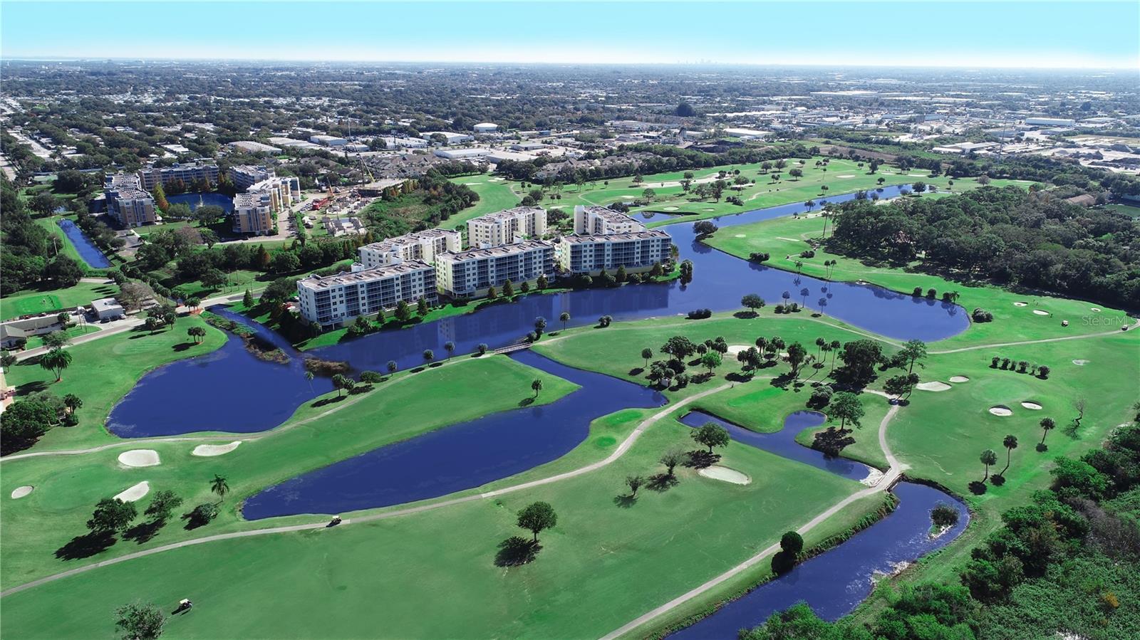 Listing photo id 22 for 1200 Country Club Drive 5506