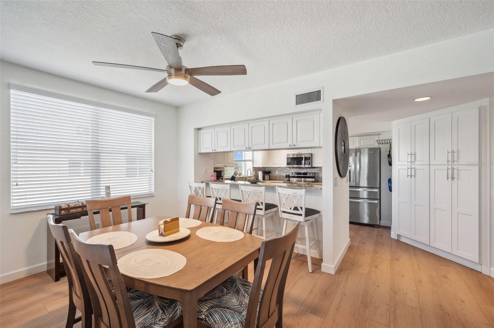 Listing photo id 42 for 1200 Country Club Drive 5506