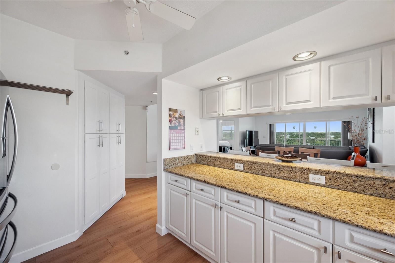 Listing photo id 51 for 1200 Country Club Drive 5506