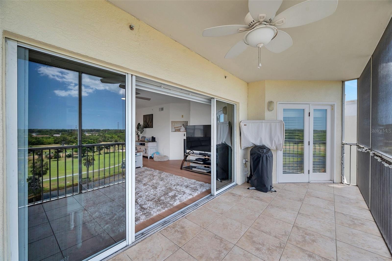 Listing photo id 60 for 1200 Country Club Drive 5506
