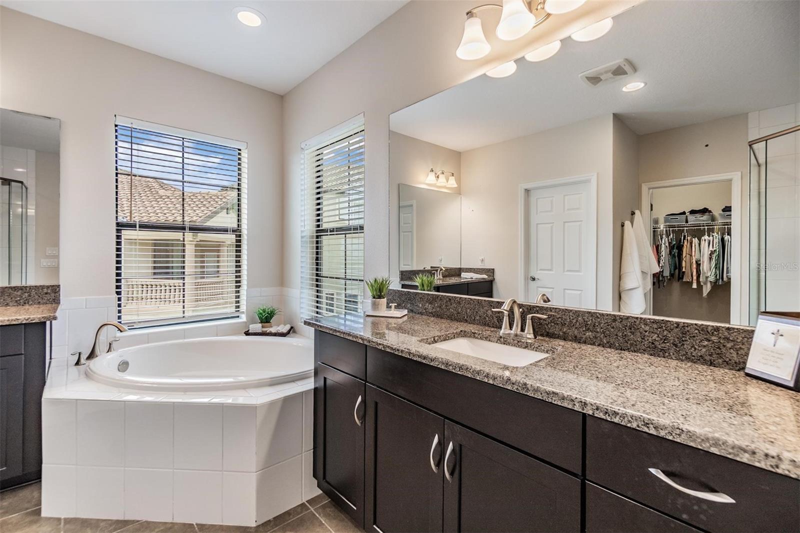 Image 33 of 91 For 3585 Torino Lane