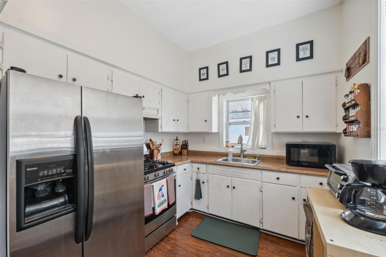 Image 14 of 46 For 2217 Stuart Street