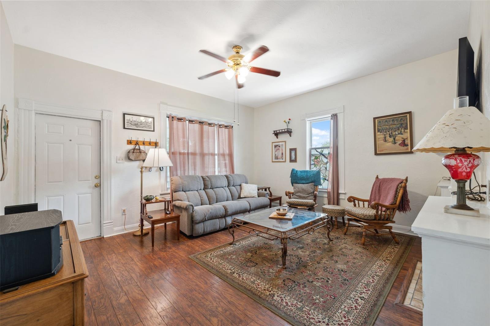 Image 9 of 46 For 2217 Stuart Street