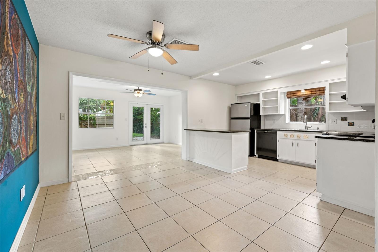 Image 7 of 20 For 5245 3rd Avenue N
