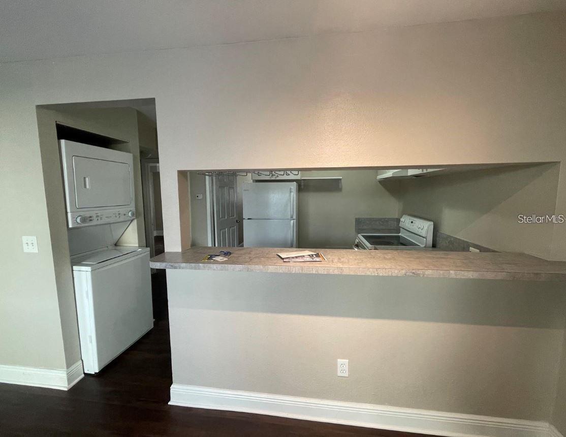Image 6 of 12 For 1301 Howard Avenue C11