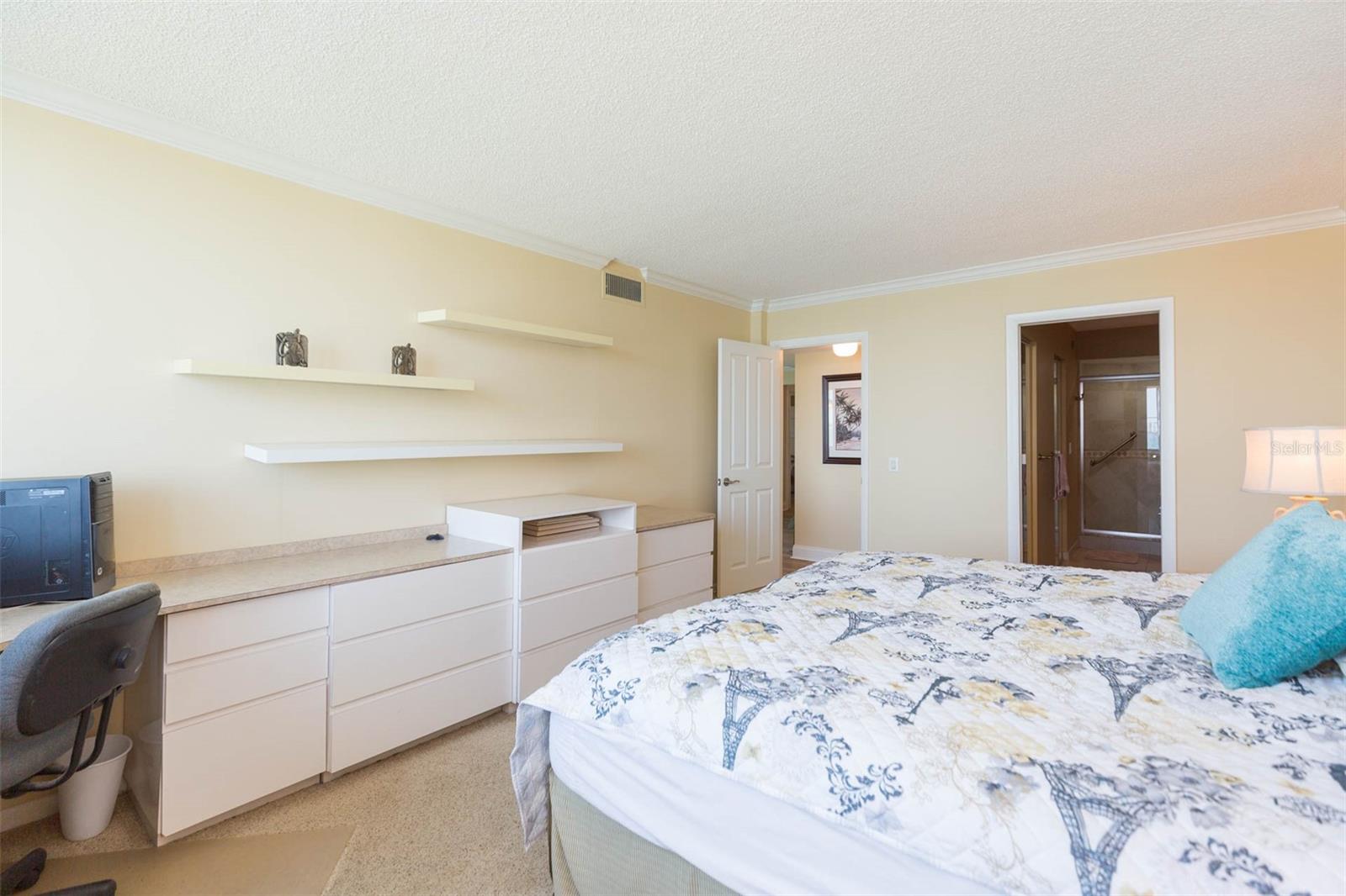 Image 20 of 31 For 5729 Puerta Del Sol Boulevard S 185