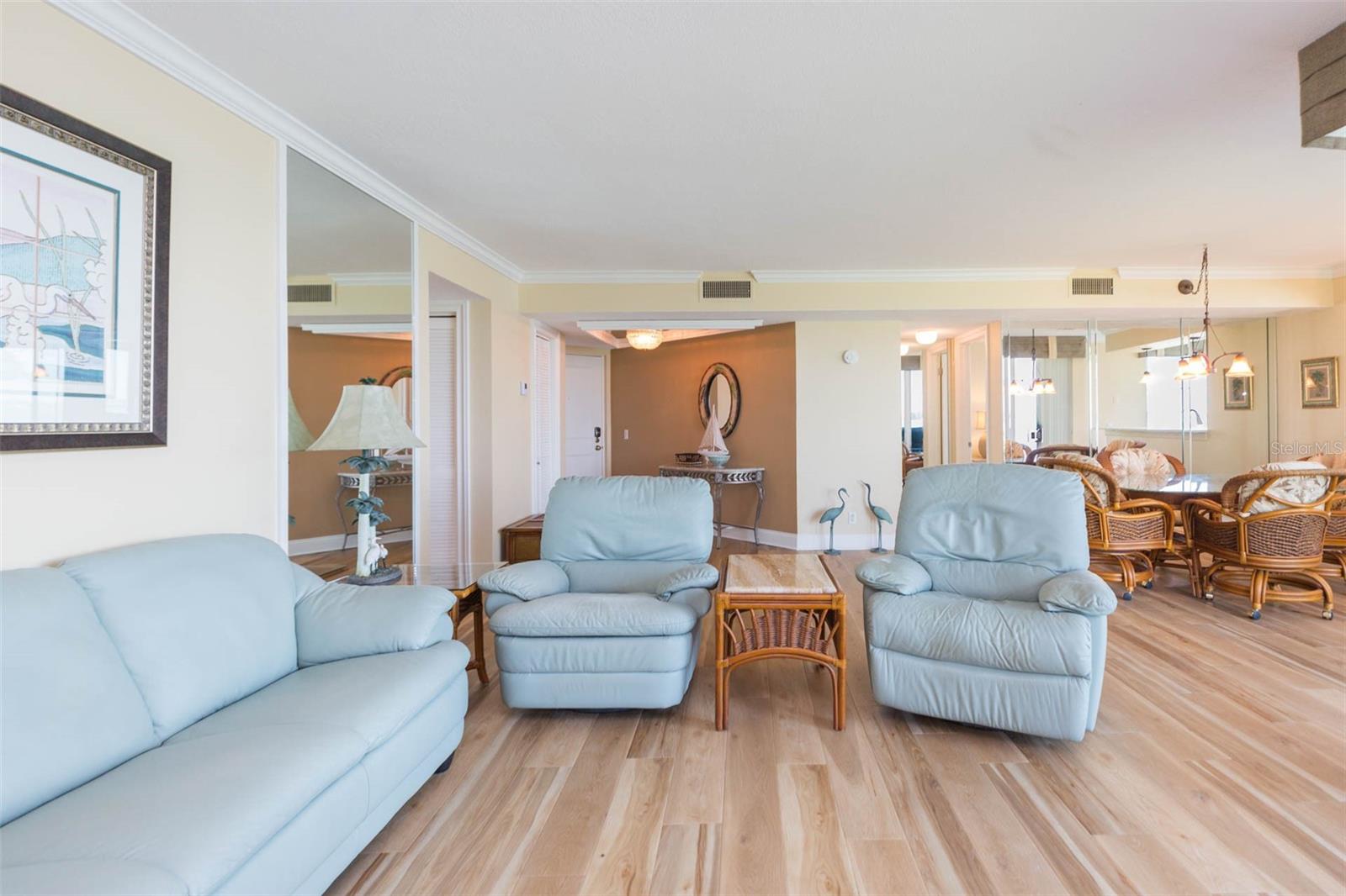 Image 7 of 31 For 5729 Puerta Del Sol Boulevard S 185