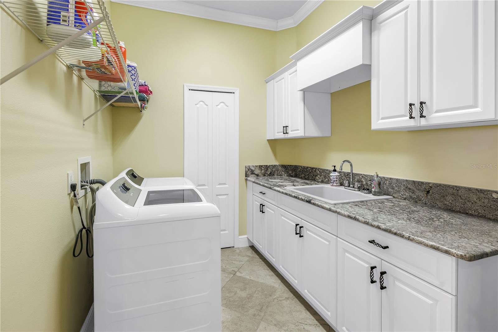 Image 25 of 63 For 2101 Pointe Alexis Drive
