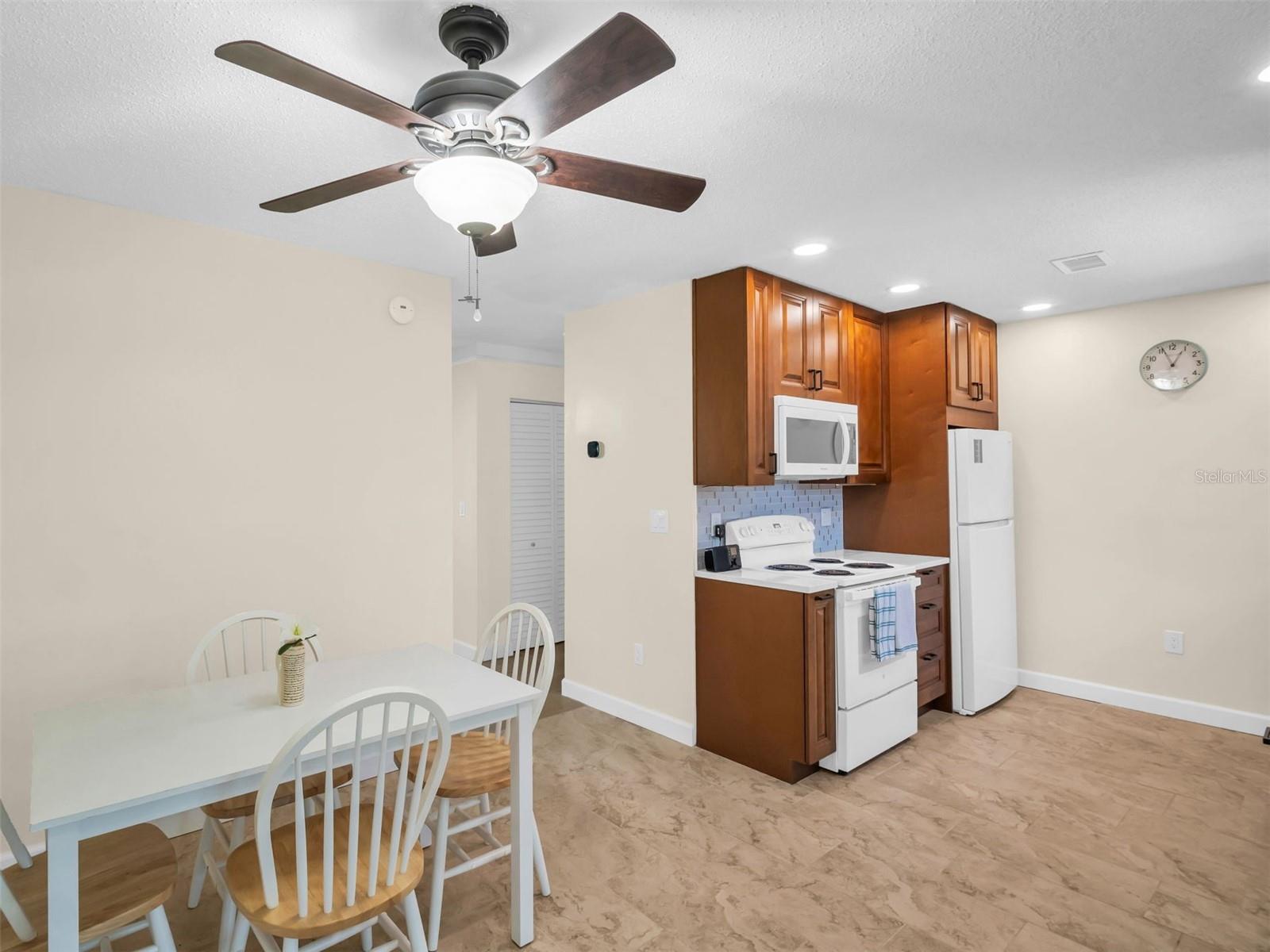 Image 10 of 45 For 1011 Coldstream Court