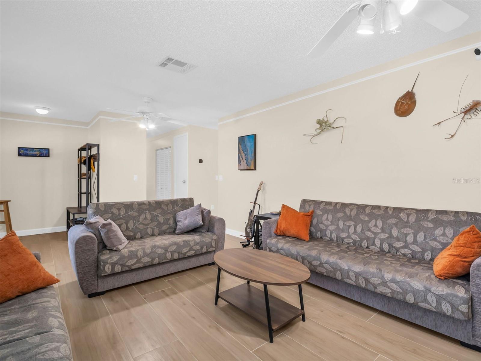 Image 4 of 45 For 1011 Coldstream Court