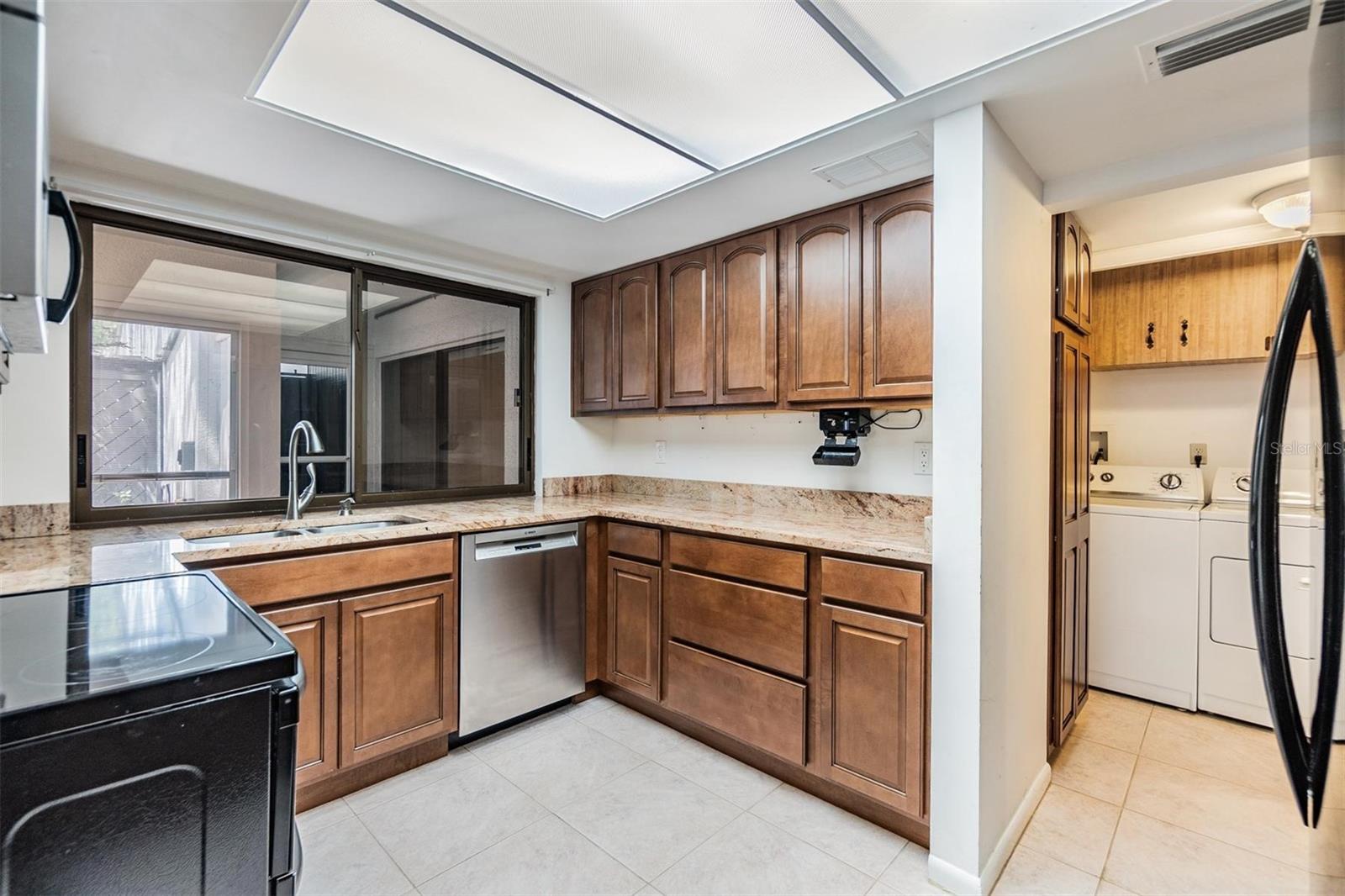Image 12 of 35 For 4002 Cypress Court 4002