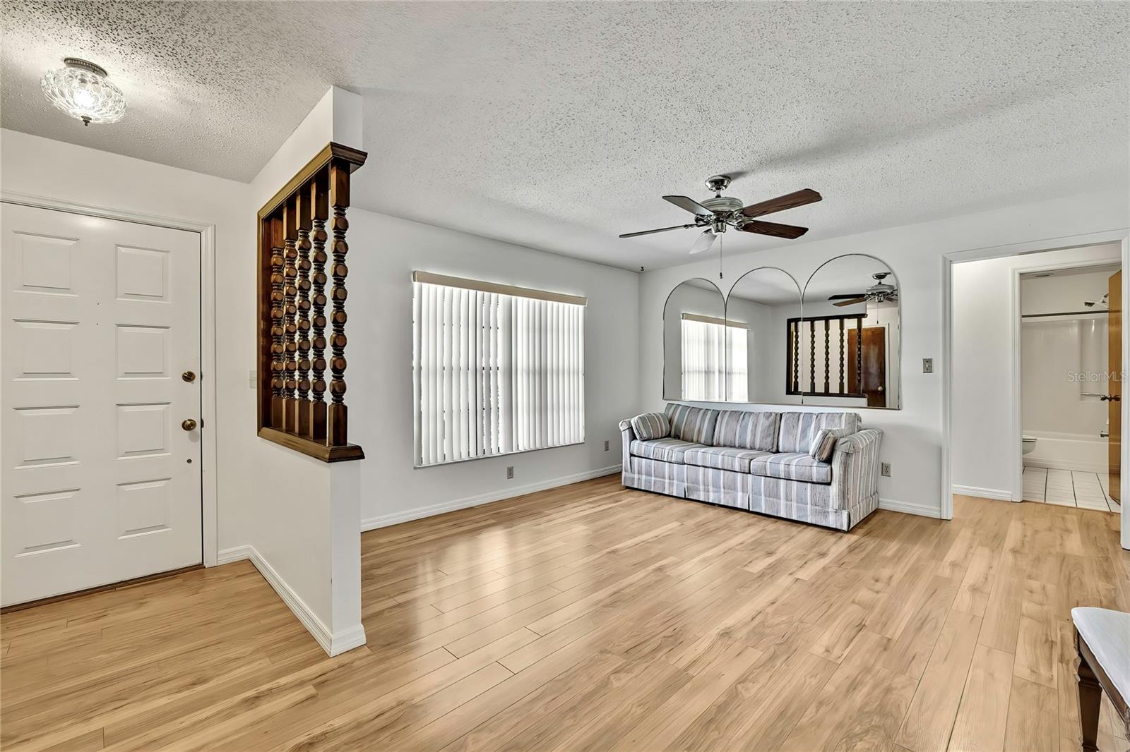 Image 4 of 56 For 883 Hollywood Circle