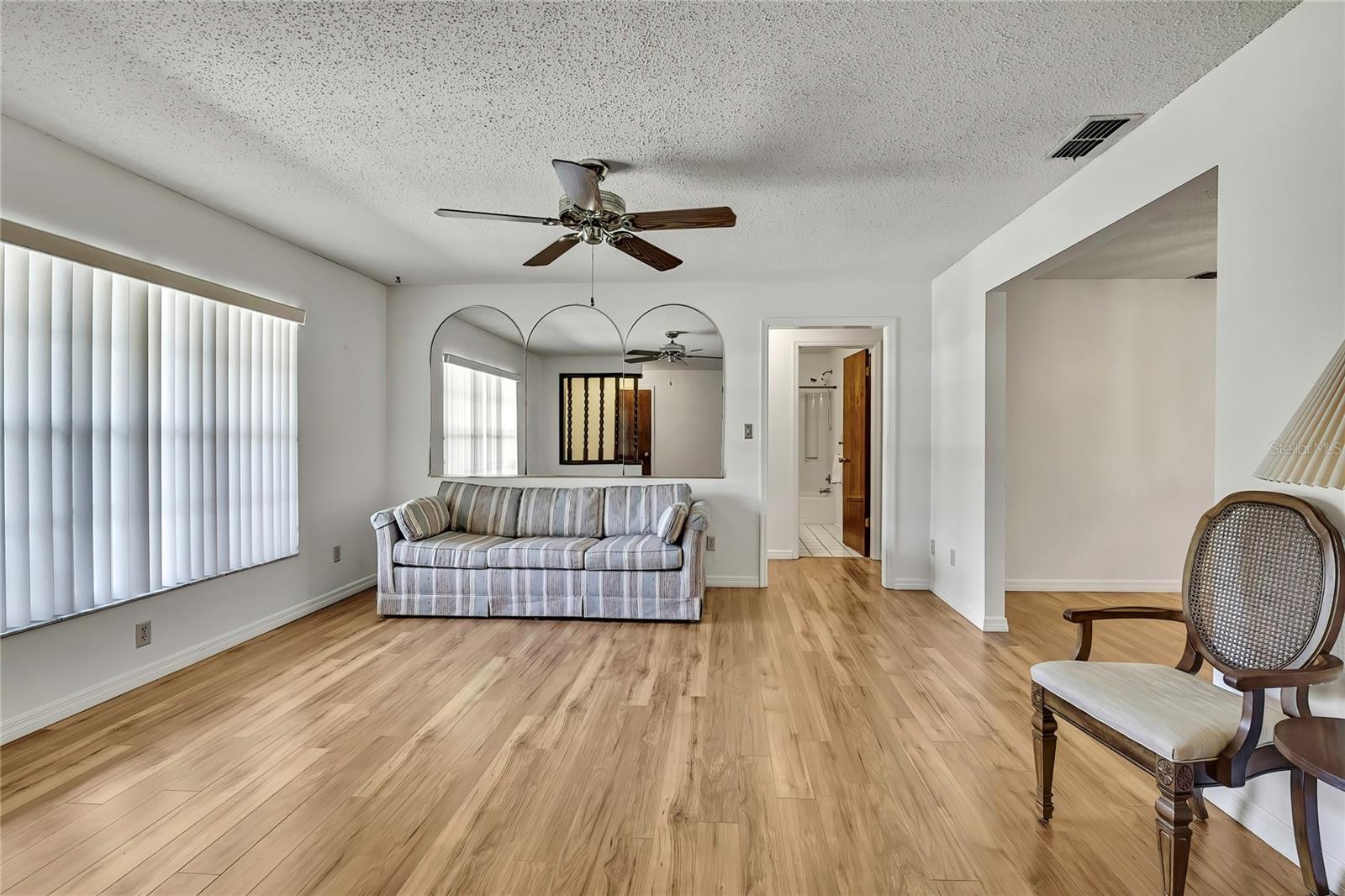 Image 6 of 56 For 883 Hollywood Circle