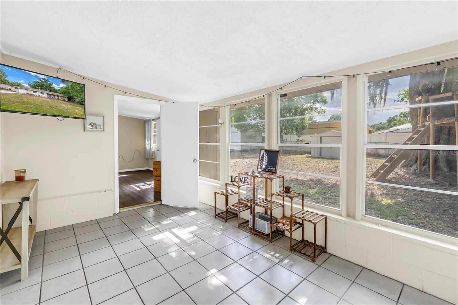 Image 20 of 36 For 3753 Hollow Oak Place