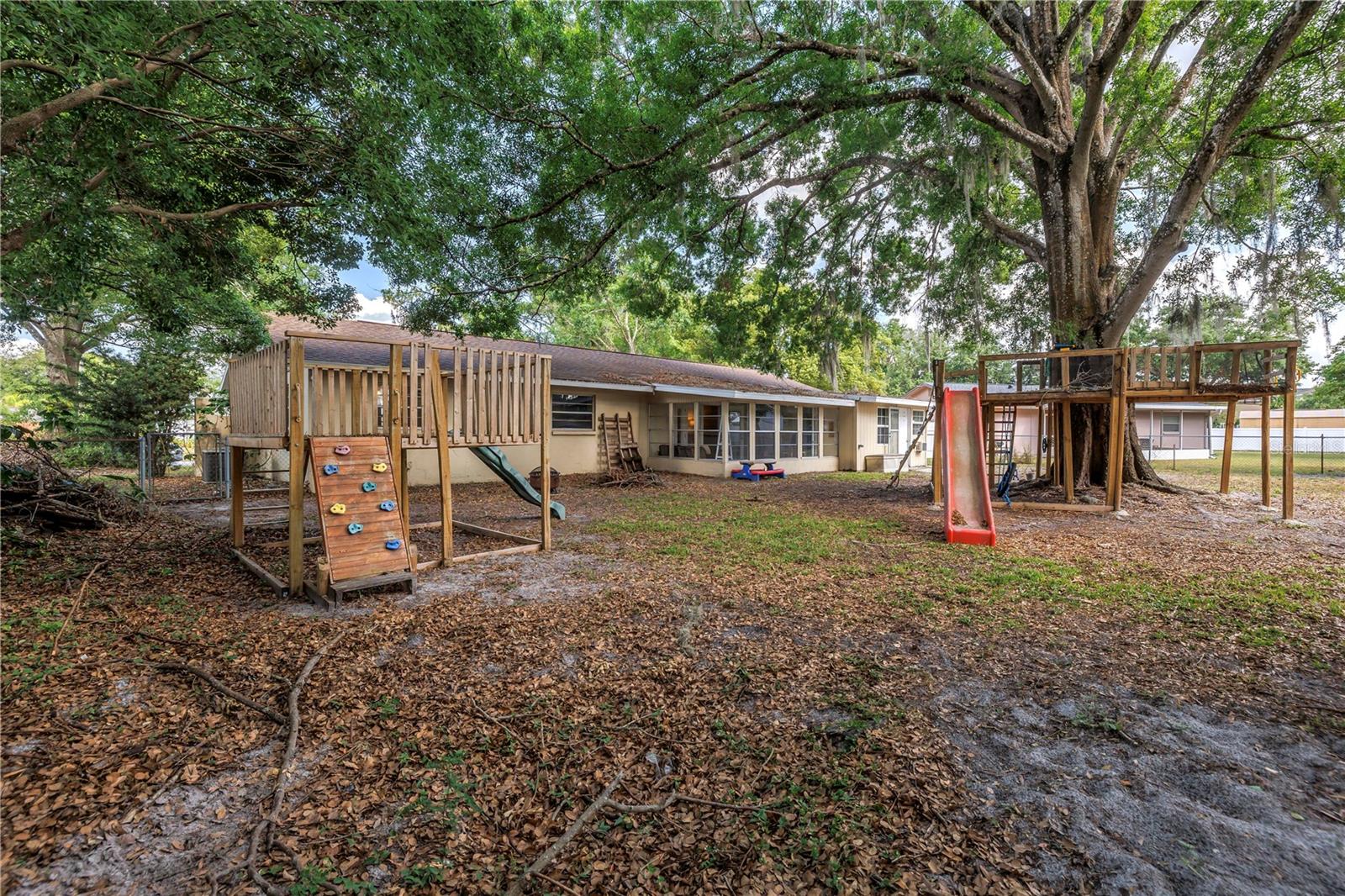 Image 35 of 36 For 3753 Hollow Oak Place