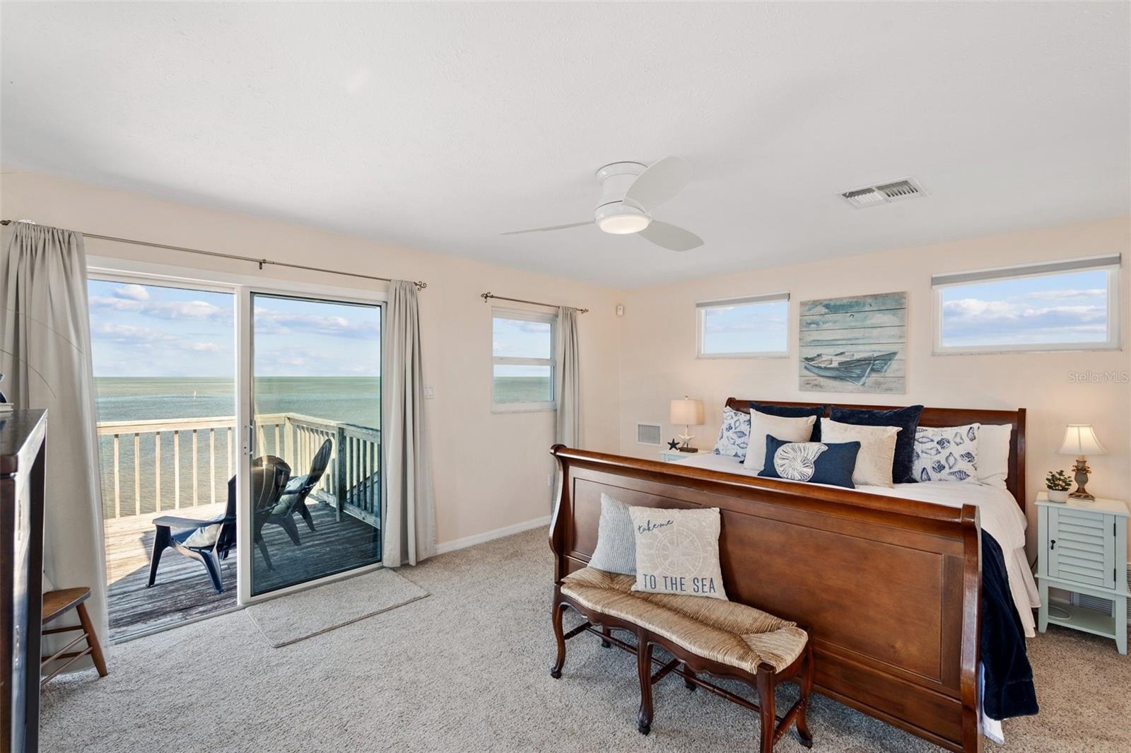 Listing photo id 10 for 2417 Sunset Vista Drive