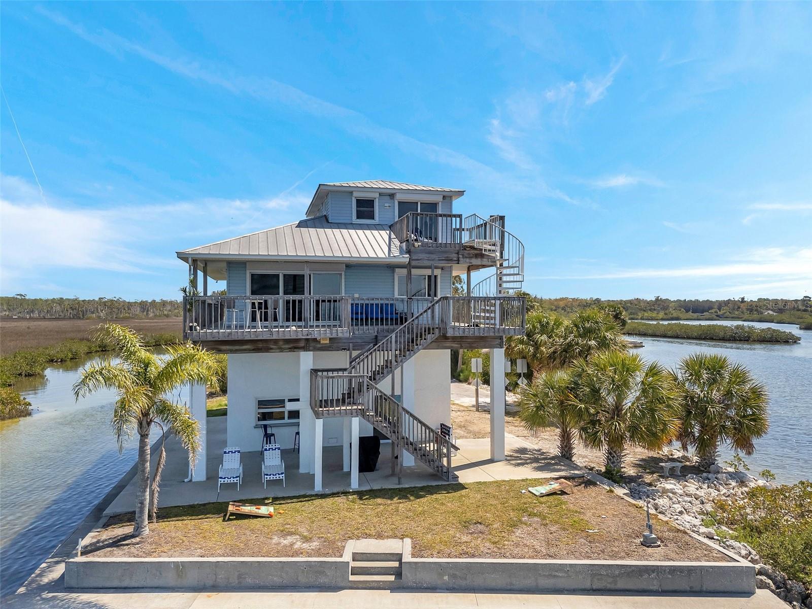 Listing photo id 0 for 2417 Sunset Vista Drive