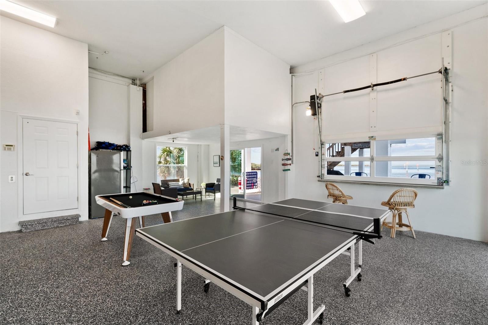 Listing photo id 26 for 2417 Sunset Vista Drive