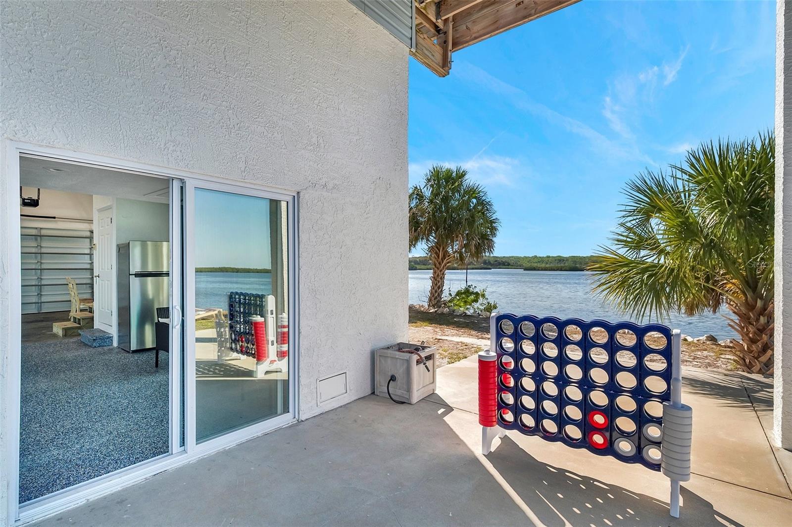 Listing photo id 29 for 2417 Sunset Vista Drive