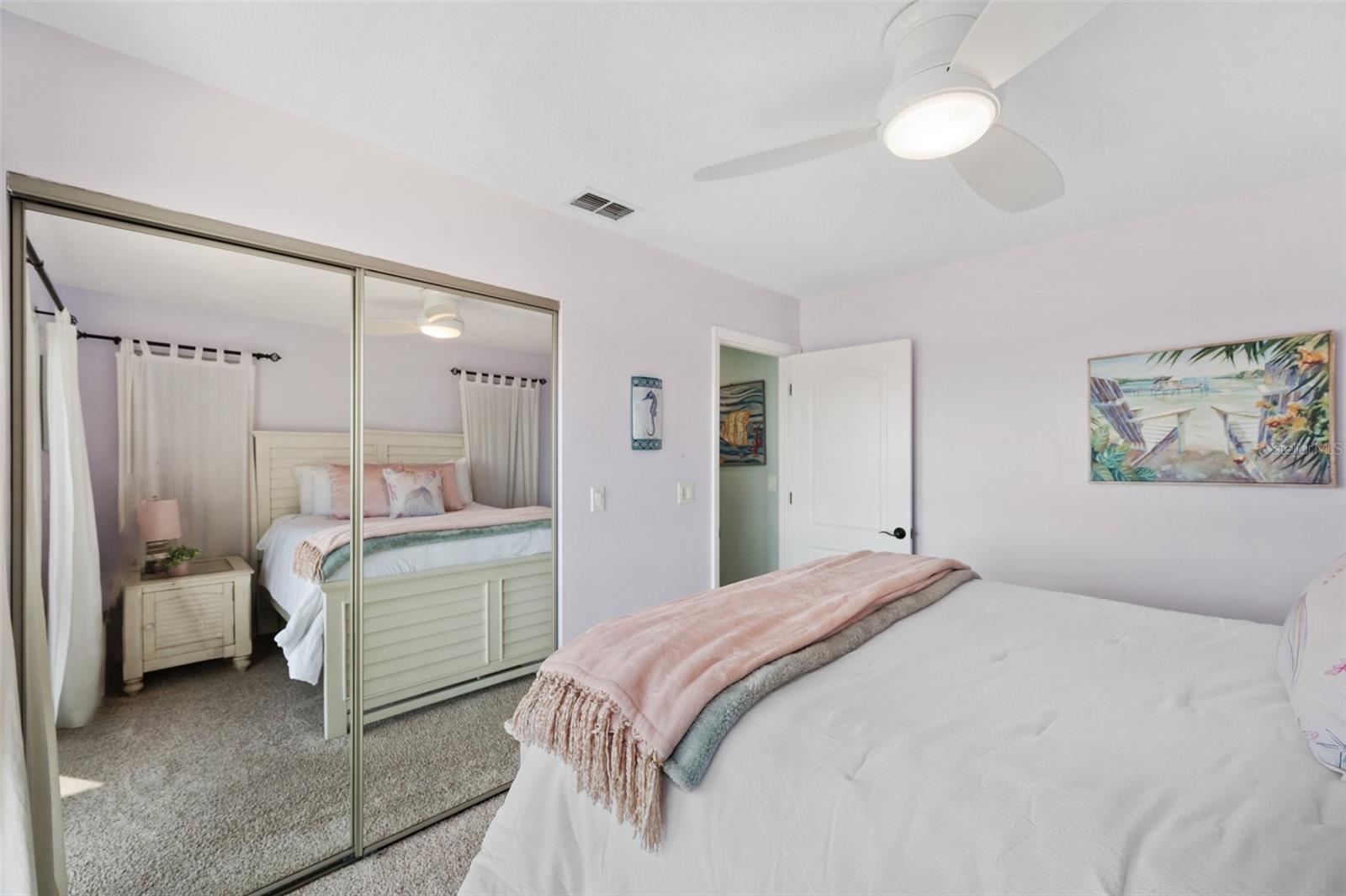 Listing photo id 41 for 2417 Sunset Vista Drive