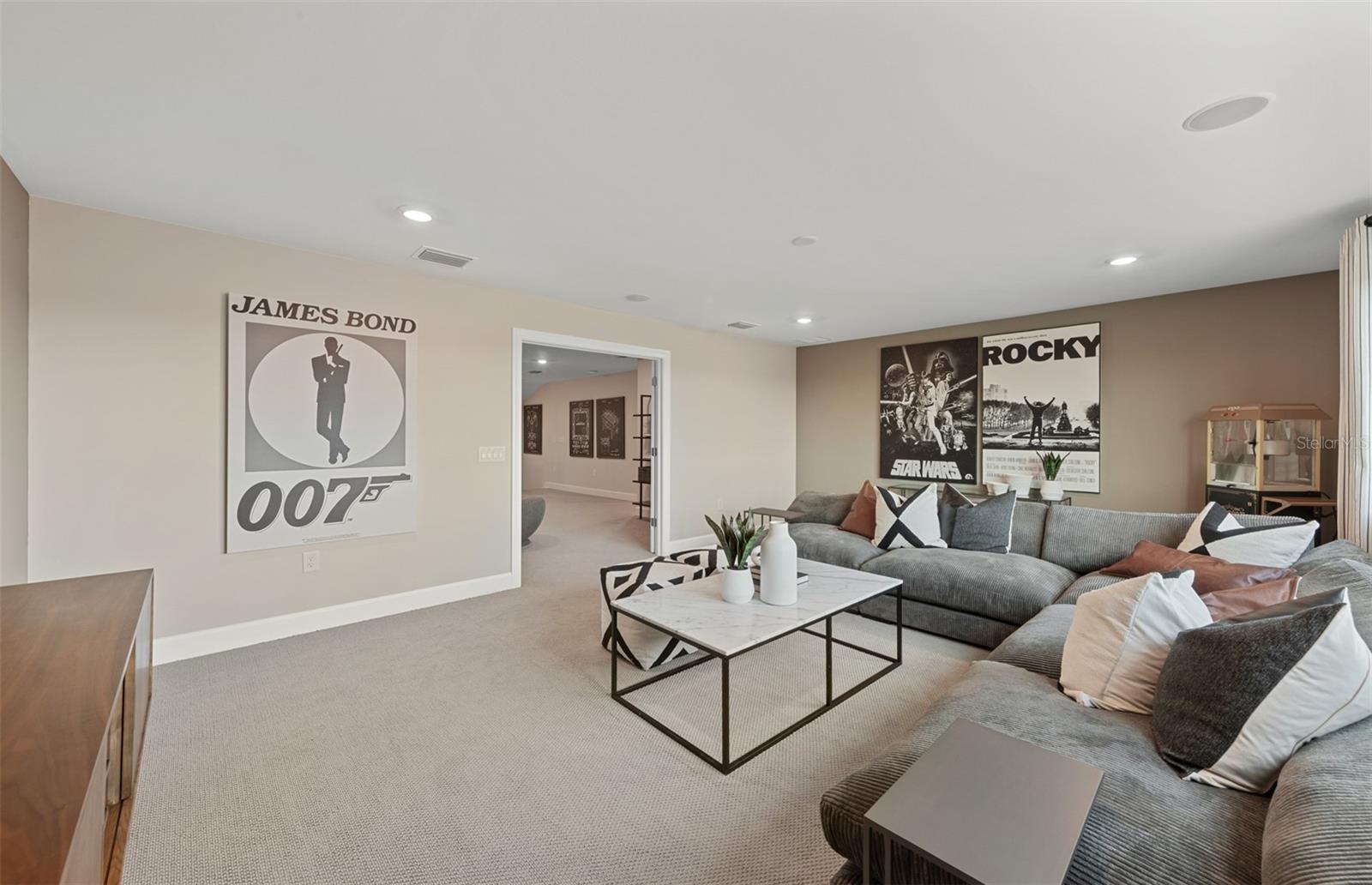 Image 32 of 81 For 16411 Sapphire Point Drive