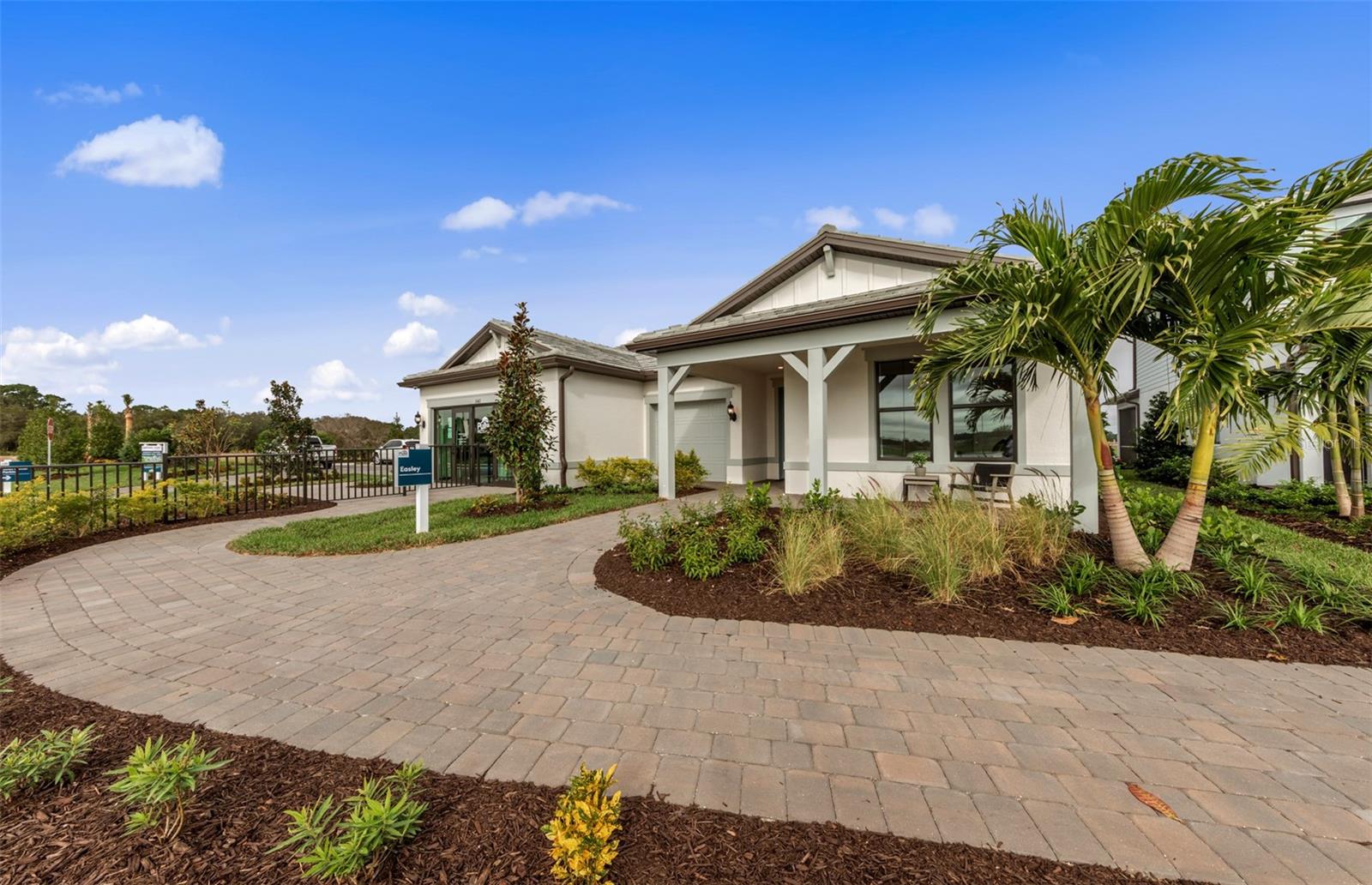 Image 4 of 81 For 16411 Sapphire Point Drive