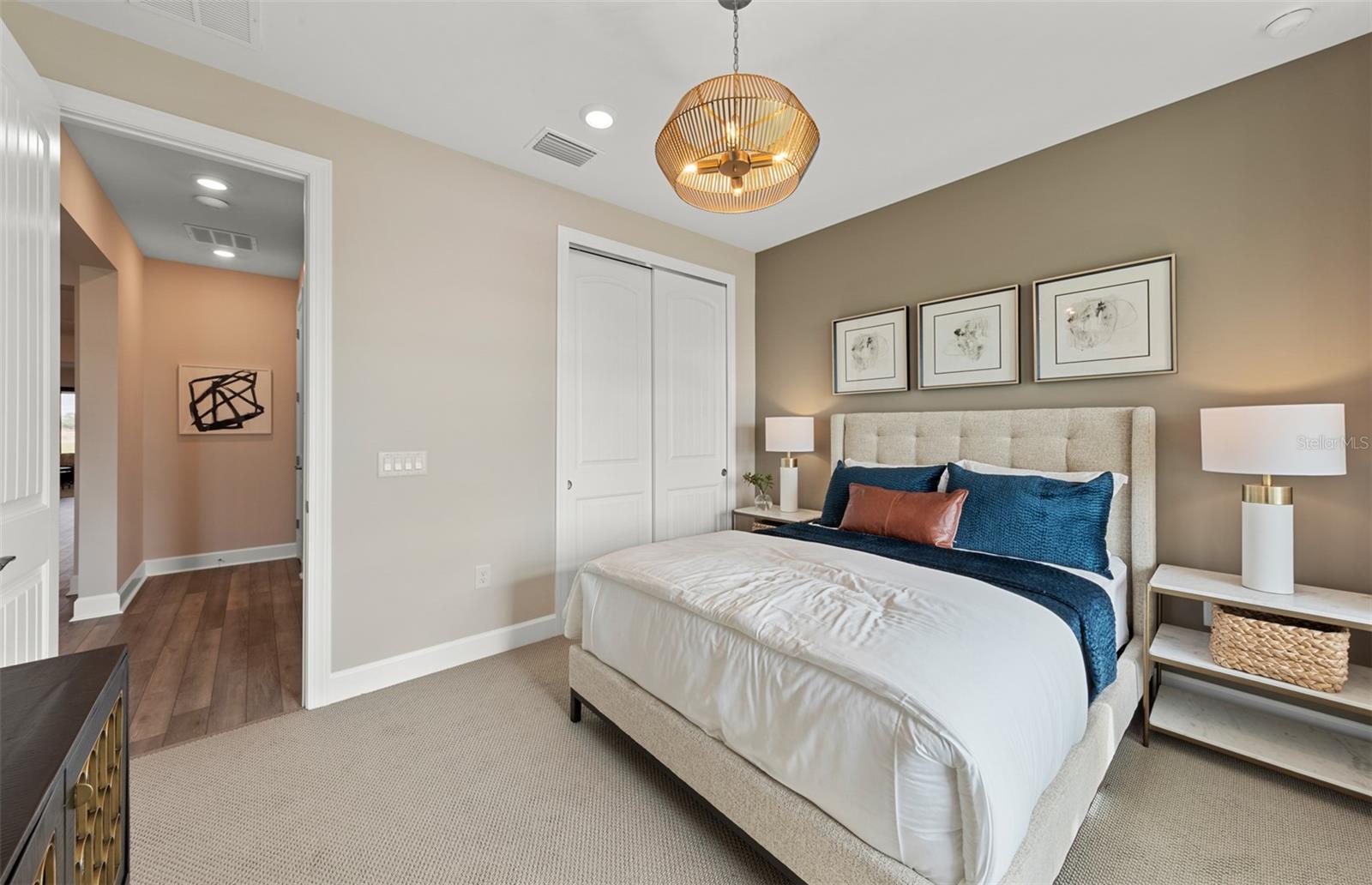 Image 41 of 81 For 16411 Sapphire Point Drive