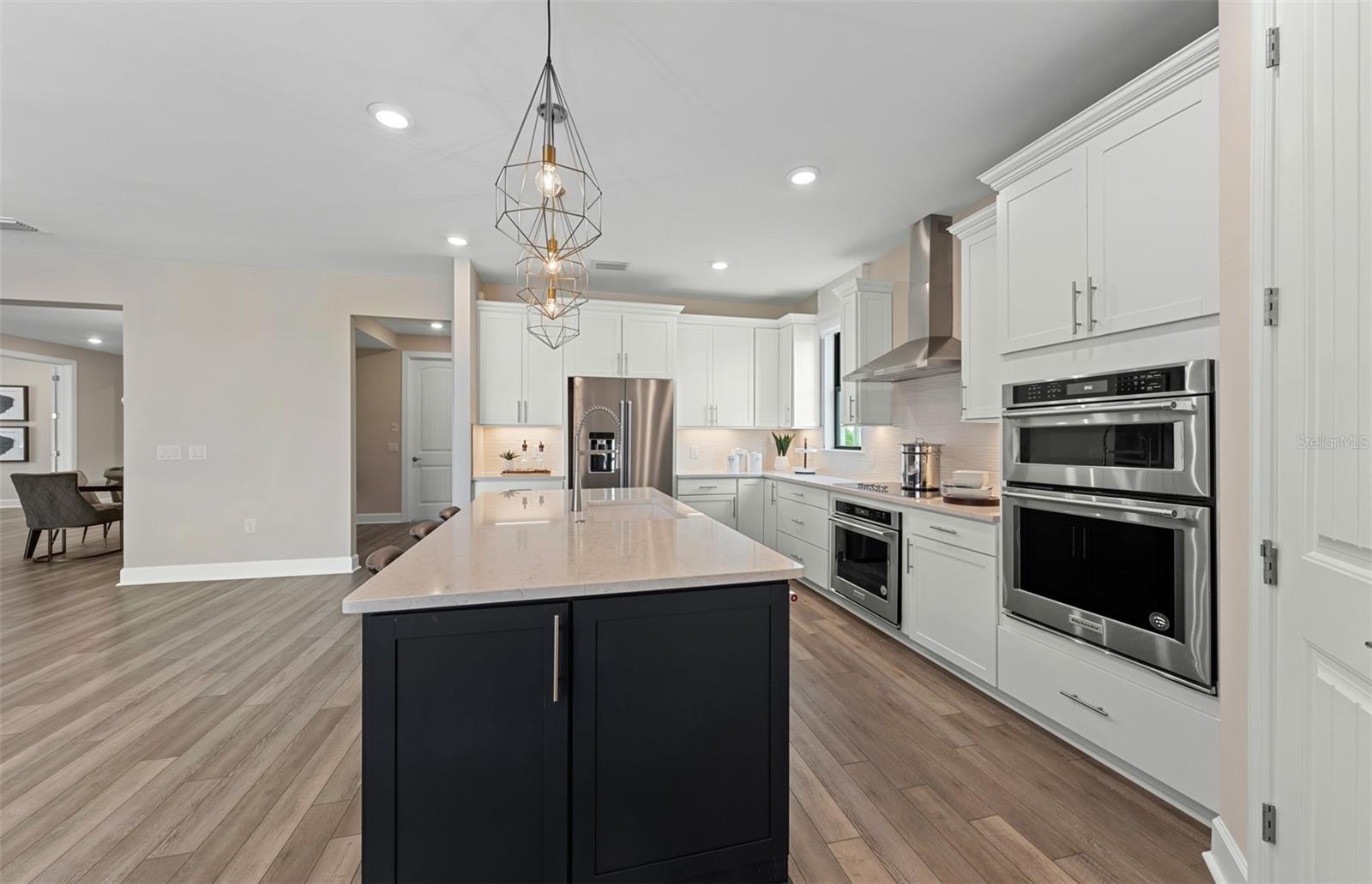 Image 9 of 81 For 16411 Sapphire Point Drive