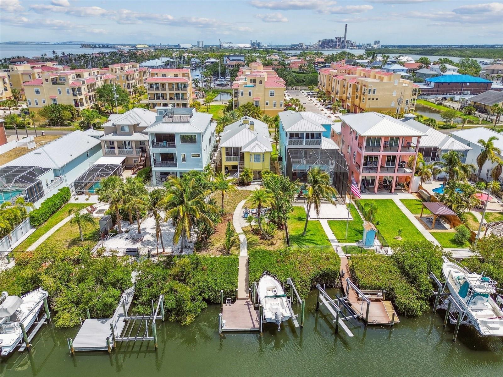 Image 79 of 97 For 1326 Apollo Beach Boulevard S