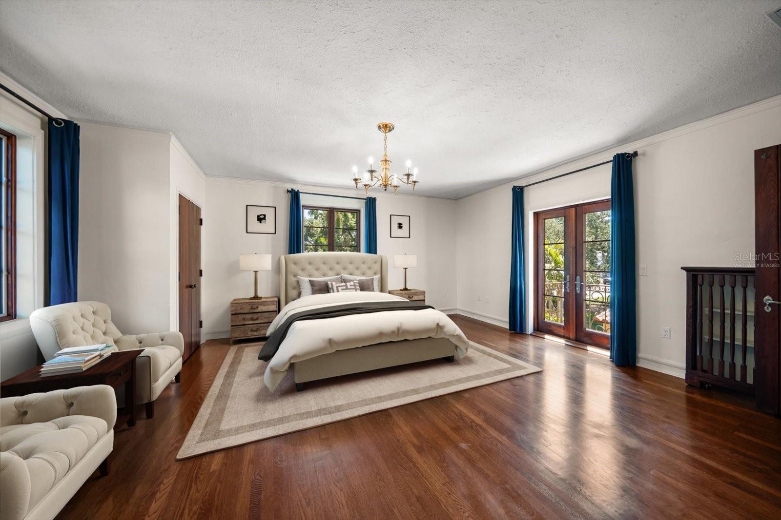 Image 57 of 100 For 843 17th Avenue N