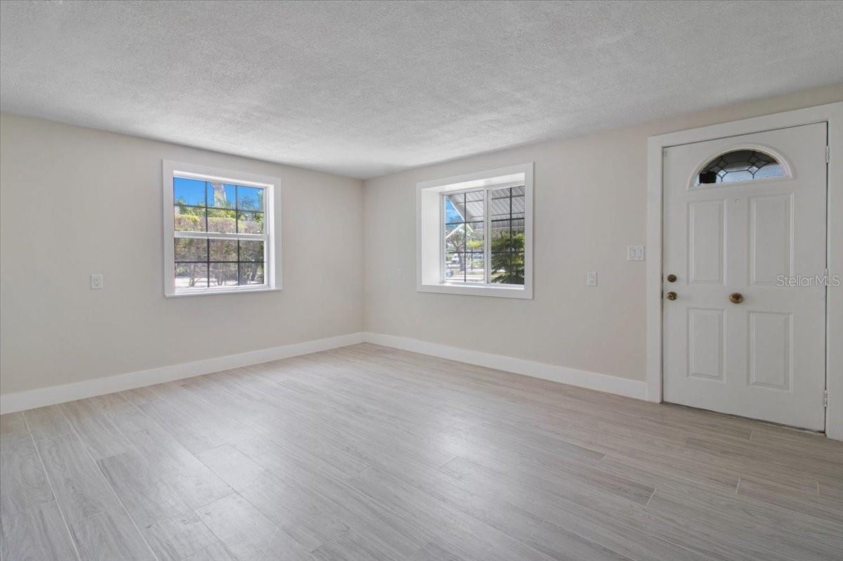 Image 13 of 42 For 2728 58th Street S