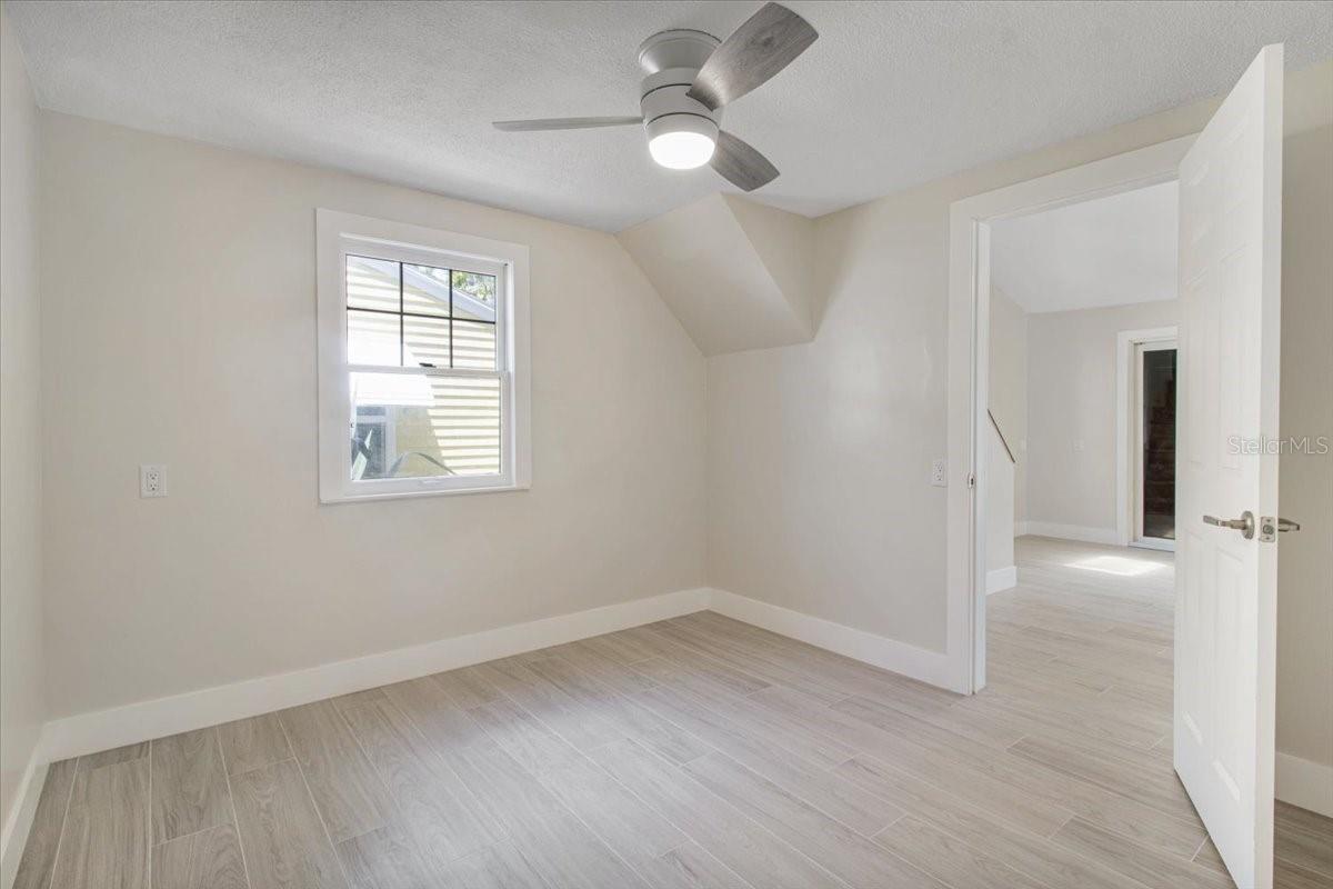 Image 18 of 42 For 2728 58th Street S