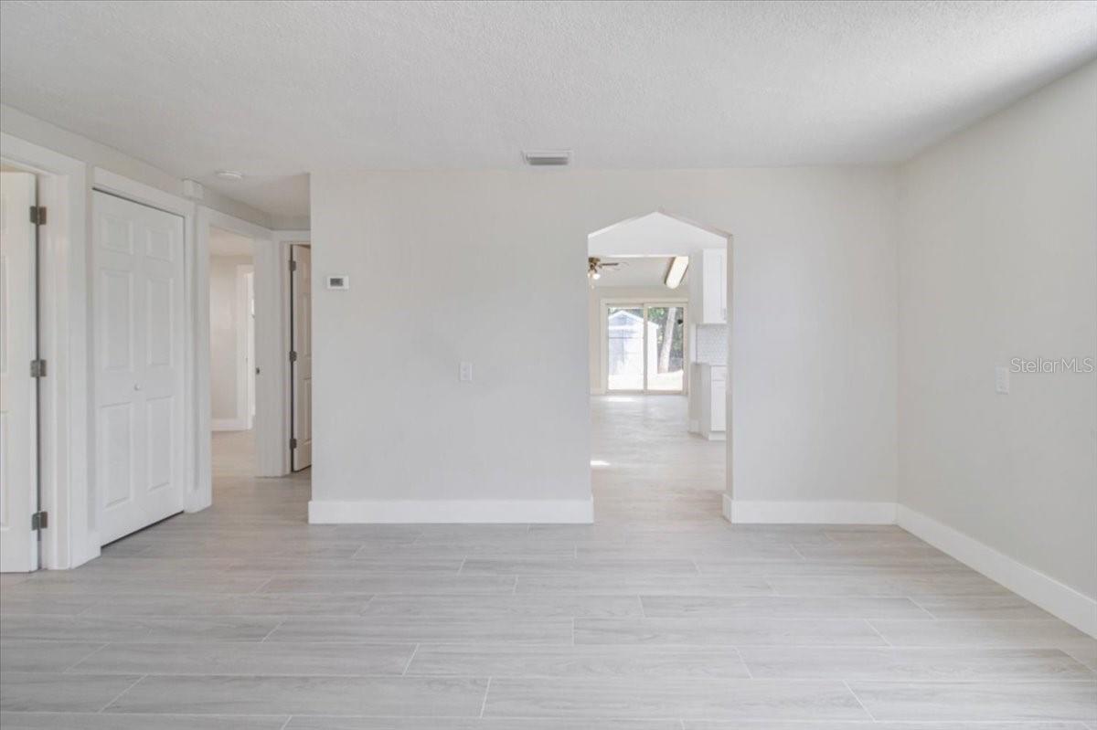 Image 20 of 42 For 2728 58th Street S