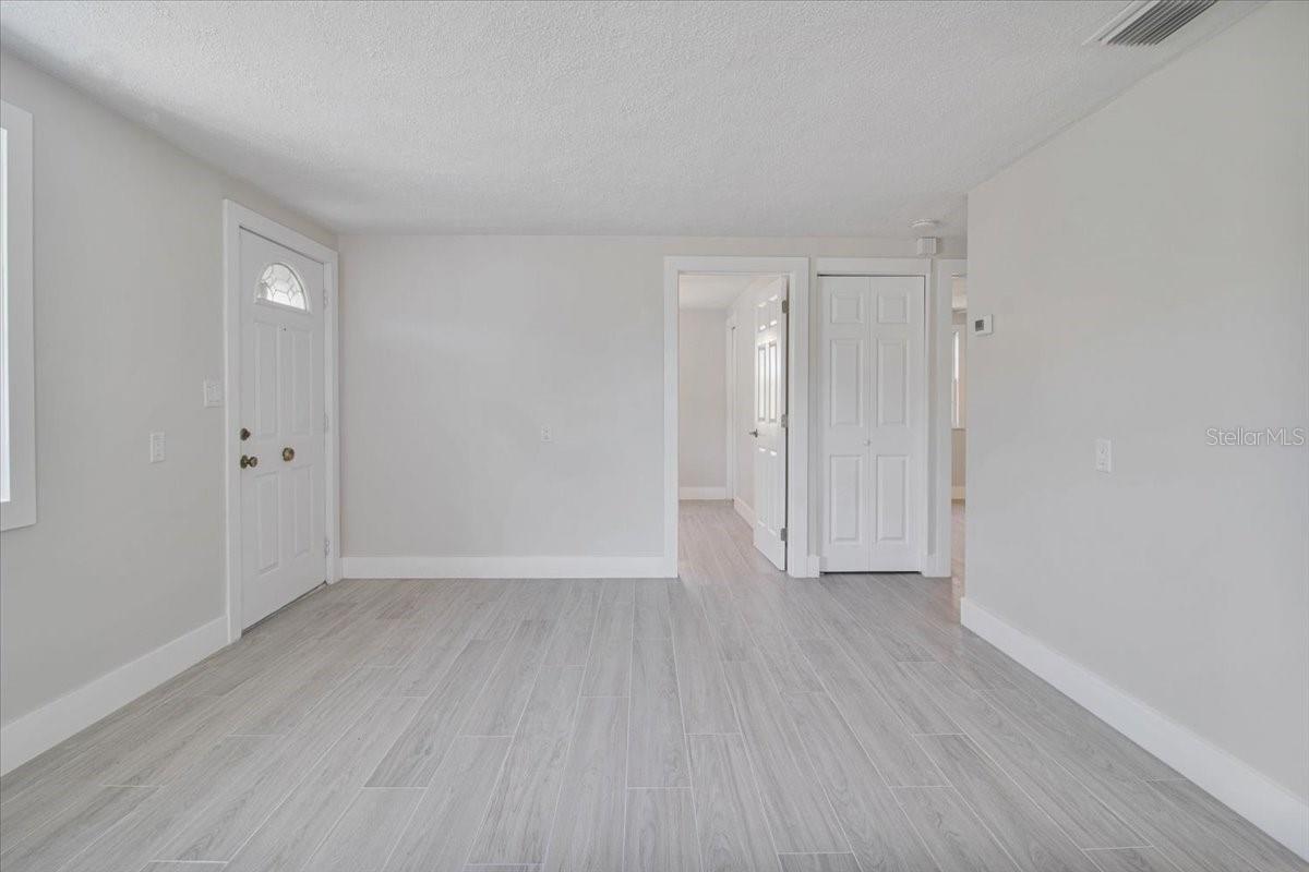 Image 21 of 42 For 2728 58th Street S