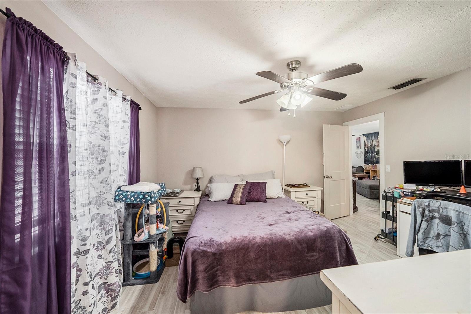 Image 11 of 23 For 602 Lynchburg Drive