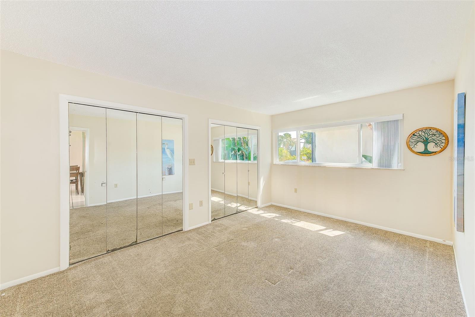 Image 17 of 39 For 1137 King Arthur Court 501