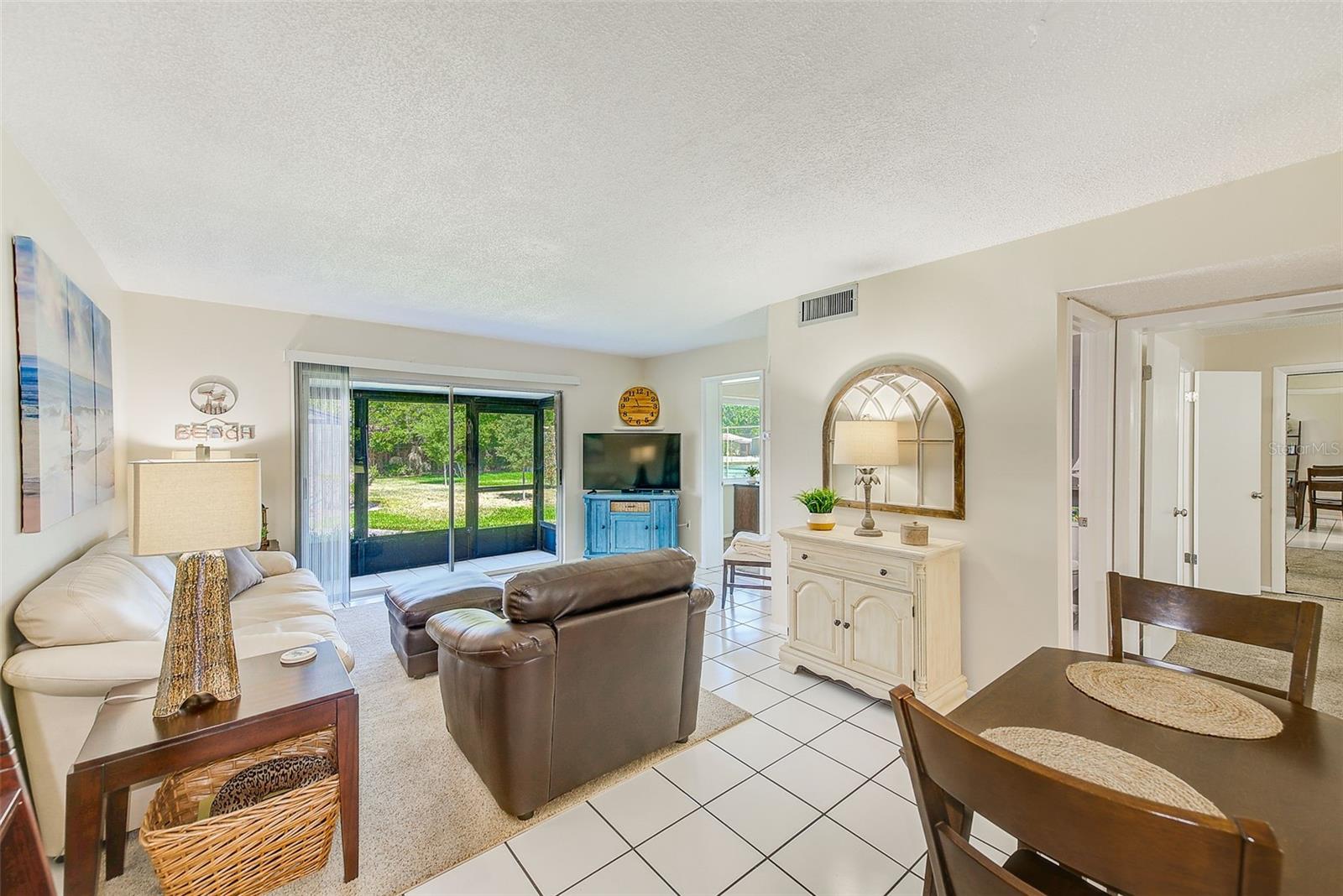 Image 8 of 39 For 1137 King Arthur Court 501