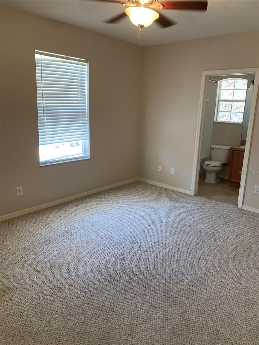 Image 4 of 32 For 7846 Bristol Park Drive