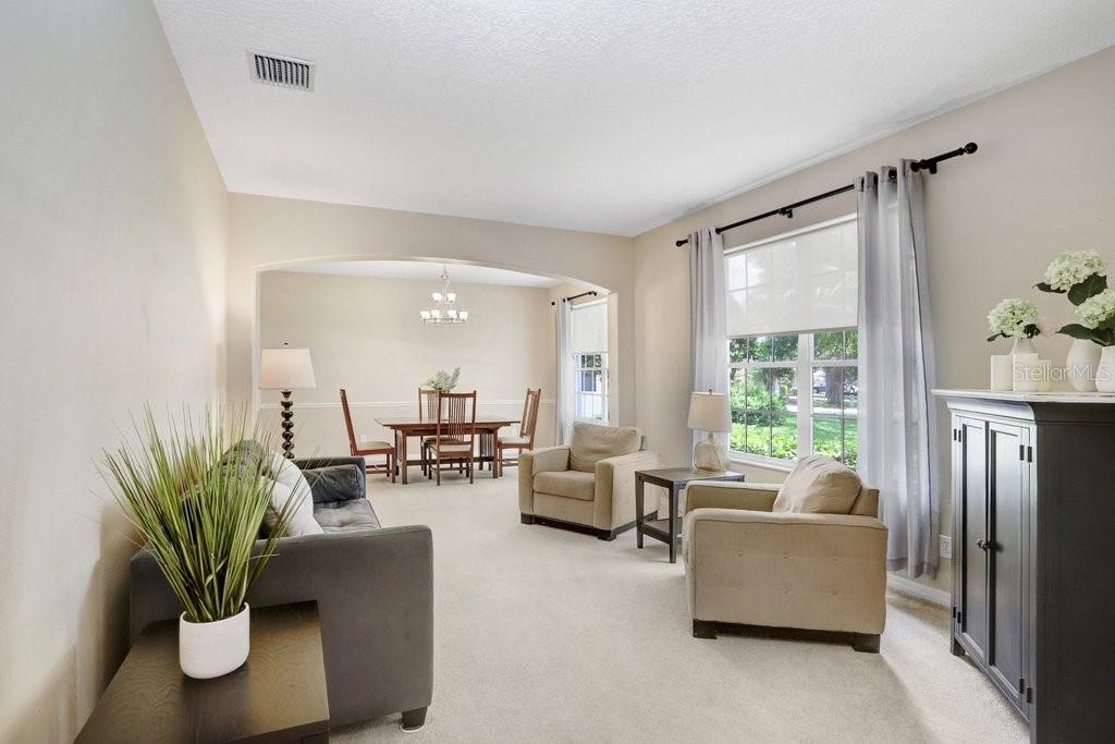 Image 13 of 54 For 808 Hickory Glen Drive