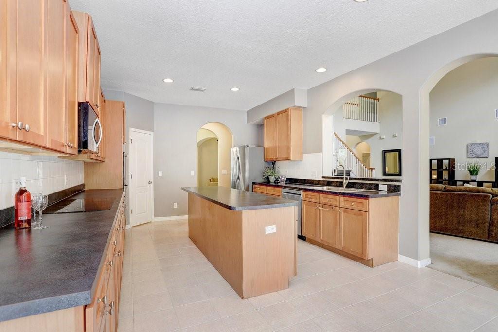 Image 19 of 54 For 808 Hickory Glen Drive