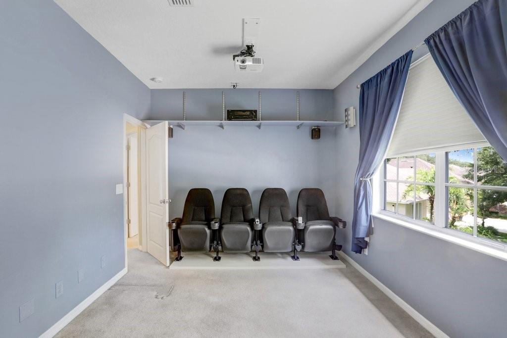 Image 33 of 54 For 808 Hickory Glen Drive