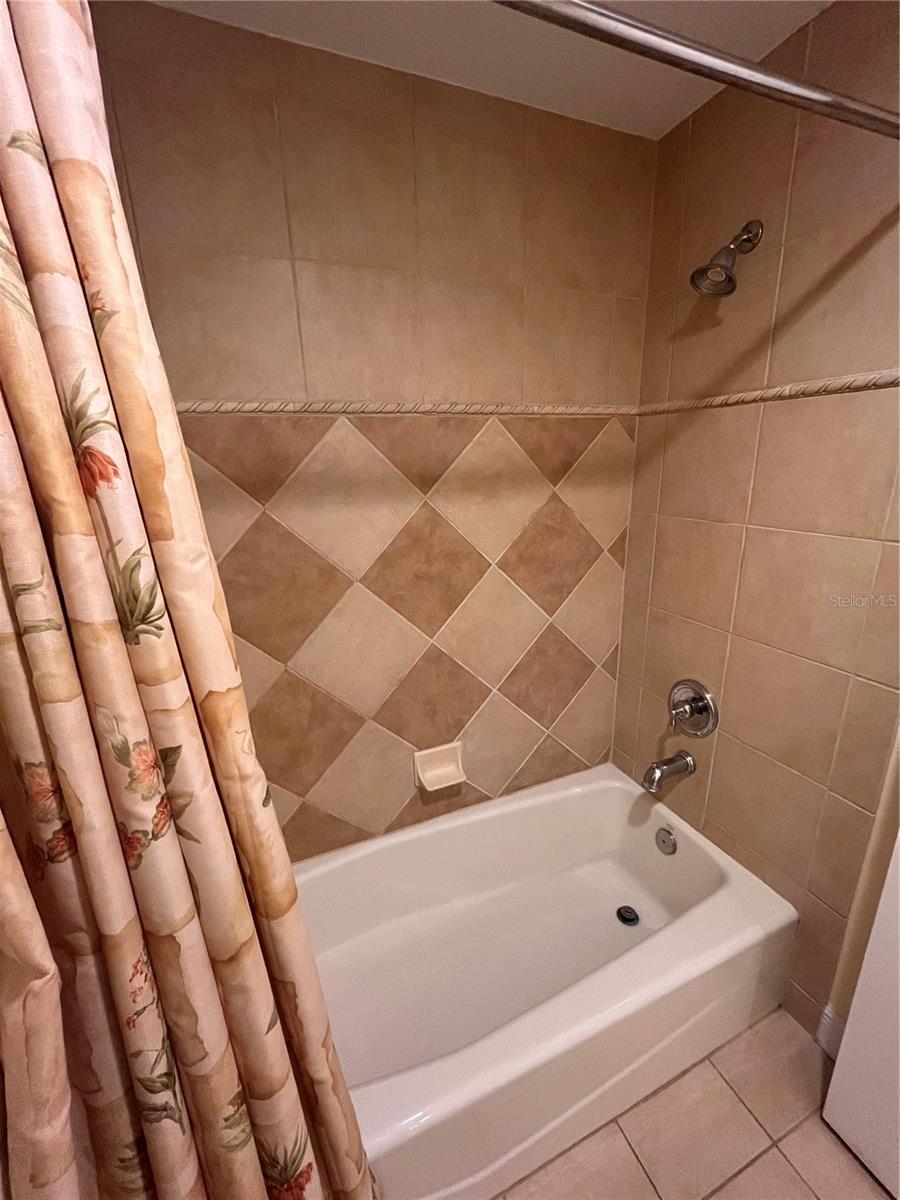 Image 22 of 27 For 7673 Heritage Crossing Way 202