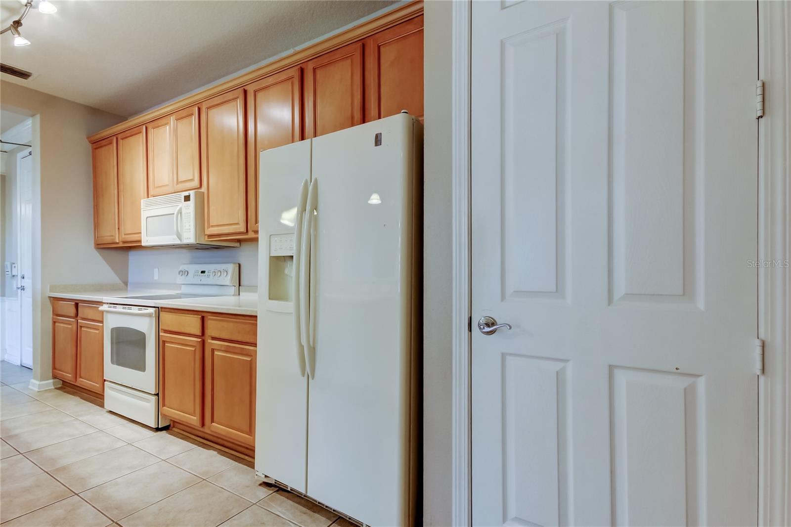 Image 12 of 31 For 7901 Seminole Boulevard 1103