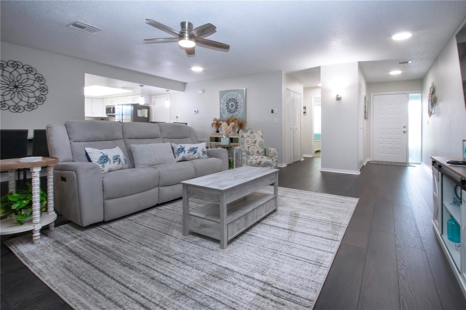 Image 11 of 74 For 2429 Lancaster Drive 2429