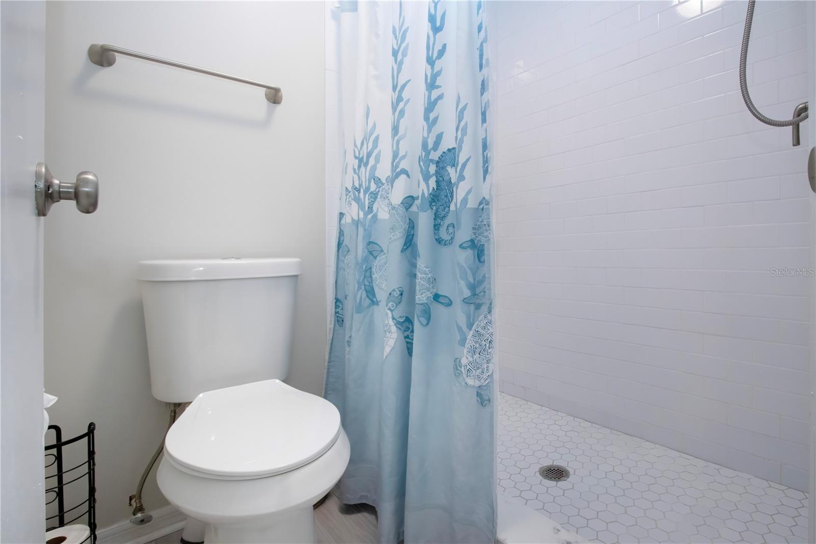 Image 37 of 74 For 2429 Lancaster Drive 2429