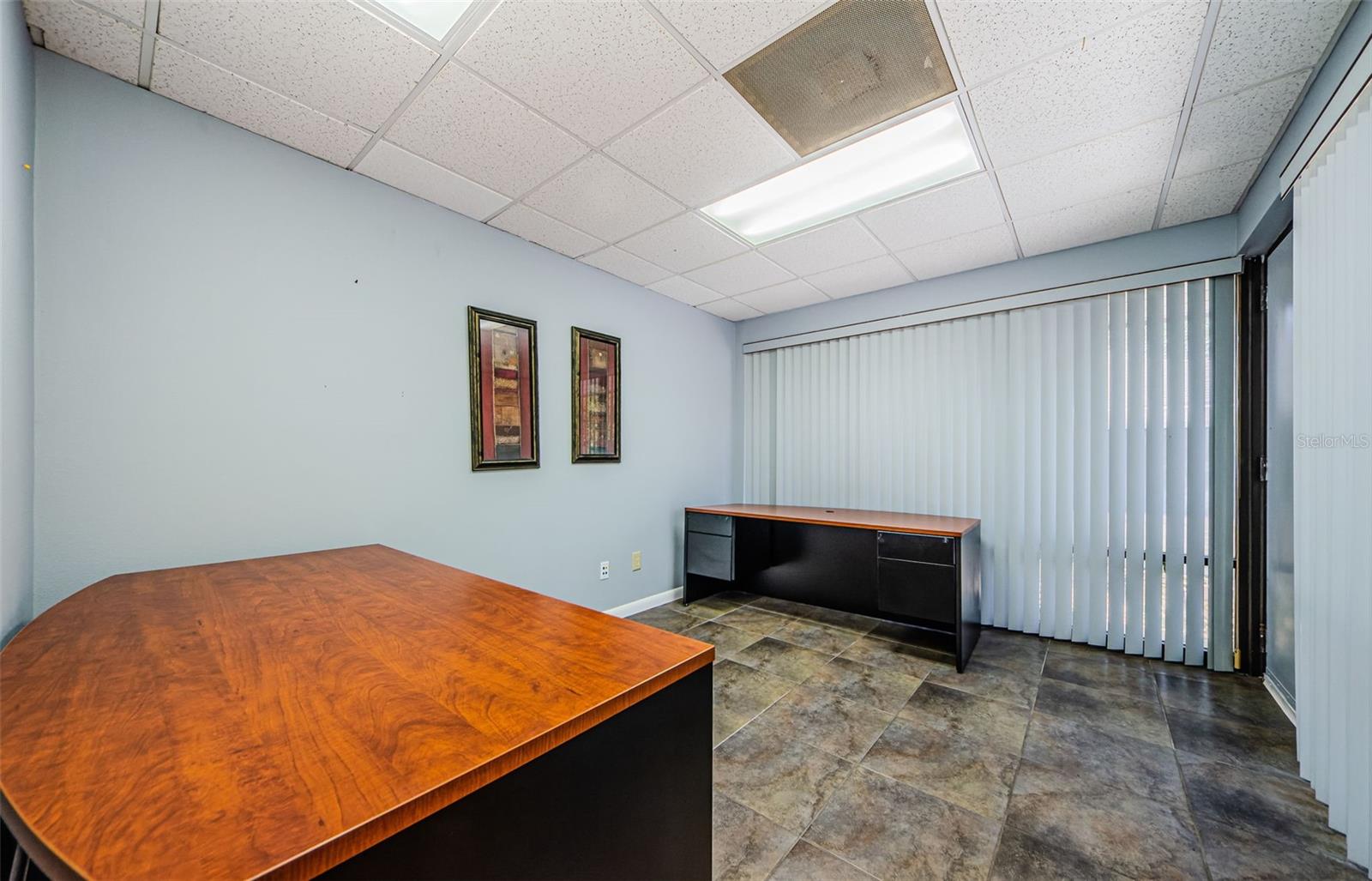 Image 11 of 25 For 701 Enterprise Road E 300