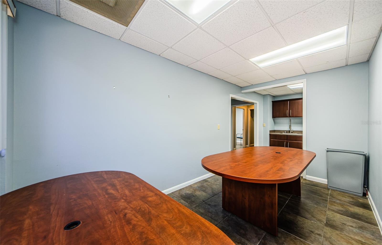Image 12 of 25 For 701 Enterprise Road E 300